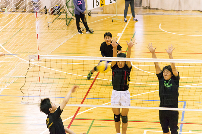 男子バレーボール部
