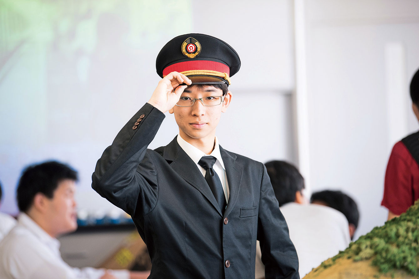 鉄道研究部